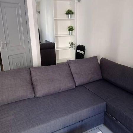 Appartement Au Coeur Du Village Санари-сюр-Мер Екстериор снимка
